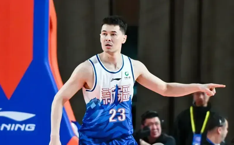 世界杯在线观看-今晚新疆vs天津大名单：冯傲、阿不都出战，林庭谦在列